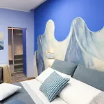 Due Passi Dal Mare