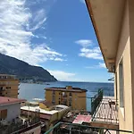 Nocleg ze śniadaniem Due Passi Dal Mare Castellammare di Stabia