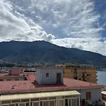 Due Passi Dal Mare