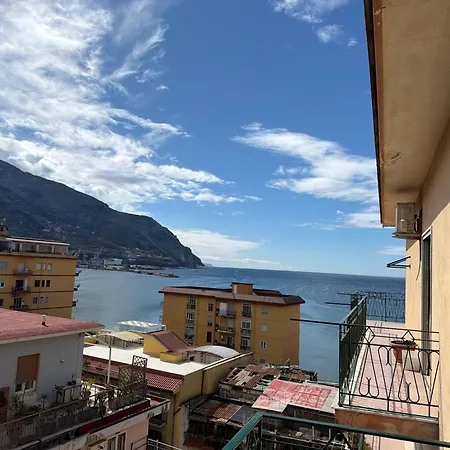 Nocleg ze śniadaniem Due Passi Dal Mare Castellammare di Stabia