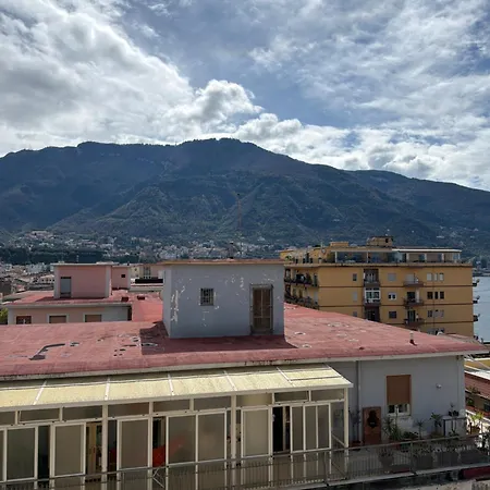 Bed and breakfast Due Passi Dal Mare 3*